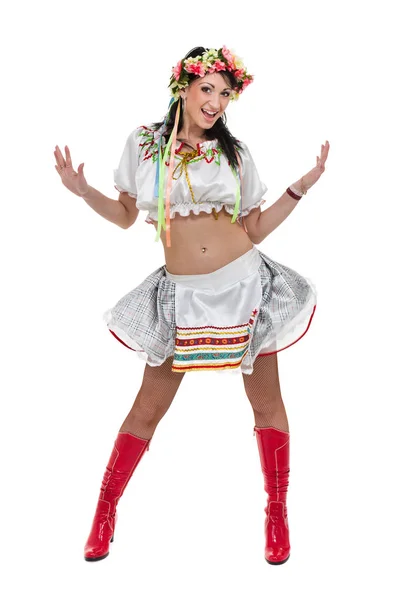 Menina em polonês traje tradicional nacional posando, retrato de comprimento total contra branco isolado — Fotografia de Stock