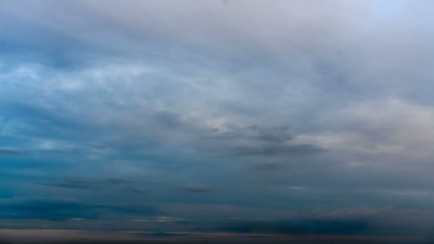 Tijd lapse wolken op avondrood — Stockvideo