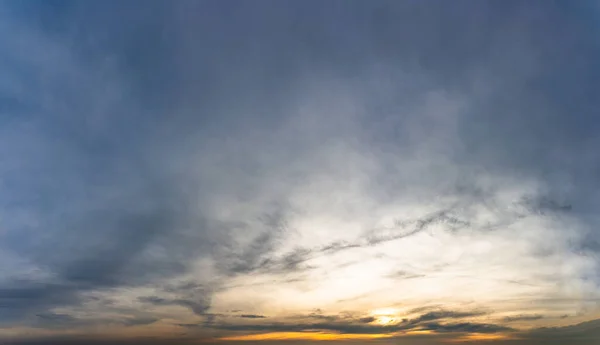 Фантастичні Які Хмари Сході Сонця Природна Композиція — стокове фото