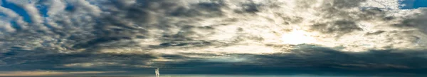 Fantásticas Nubes Trueno Azul Oscuro Amanecer Composición Natural — Foto de Stock