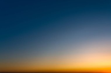 gündoğumu arka plan gökyüzüne temizleyin