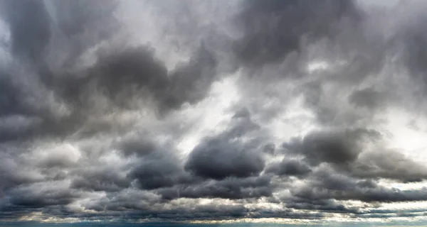 Fantastic Dark Thunderclouds Natural Sky Composition Wide Panorama — Stock Photo, Image