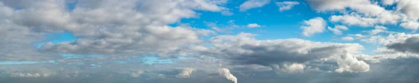 Traumhaft Weiche Wolken Vor Blauem Himmel Natürliche Zusammensetzung — Stockfoto