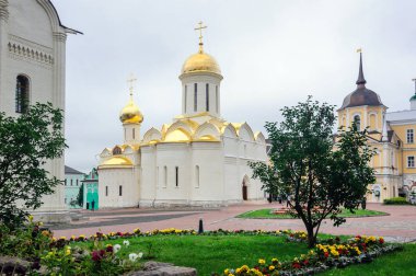 Kutsal Trinity Katedrali 1423 'te inşa edildi, Sergiev Posad..