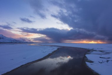 İzlanda nehir manzara