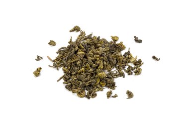 beyaz zemin üzerine yeşil çay