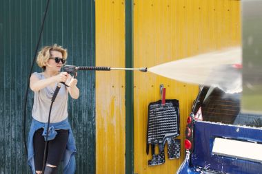 Self-Servis, oto yıkama. 