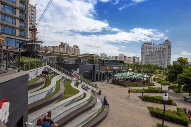 Kiev, Ukrayna-Mayıs 8, 2018: Görünüm Kiev modern ve güzel Obolonsky bölgesinin.