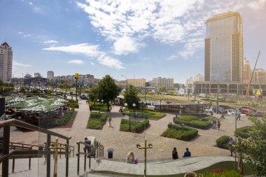 Kiev, Ukrayna-Mayıs 8, 2018: Görünüm Kiev modern ve güzel Obolonsky bölgesinin.