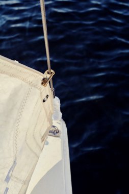 Charter kaldırma önce hazırlama yelken.