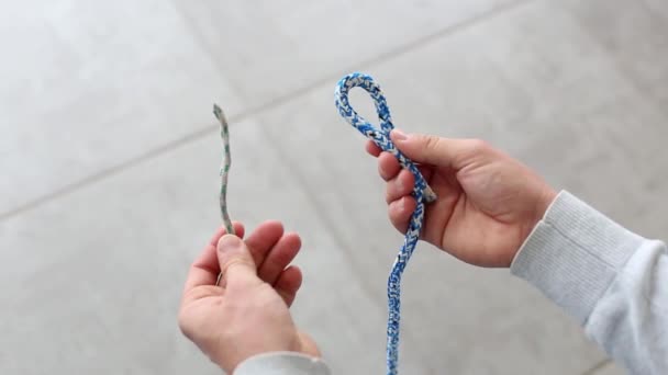 Sac bükme veya becket bend, dokumacılar düğüm — Stok video