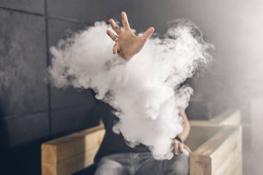 Sopa dışarı duman duman. Vaping bir numara