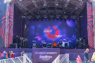Kiev, Ukrayna - Mayıs 12h, 2017: Merkez bölgesi, Eurovision 2017 Kiev fan.