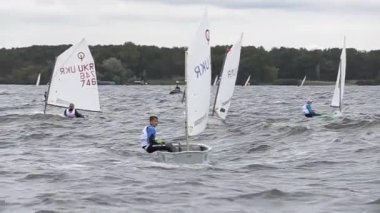 Vushgorod, Kiev, Ukrayna, Eylül 15, 2017: Uluslararası yelken Şampiyonası Ukrayna