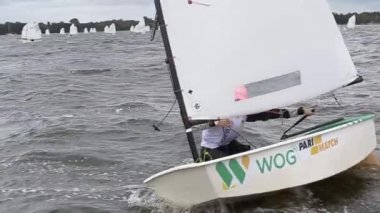 Vushgorod, Kiev, Ukrayna, Eylül 15, 2017: Uluslararası yelken Şampiyonası Ukrayna