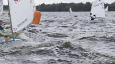 Vushgorod, Kiev, Ukrayna, Eylül 15, 2017: Uluslararası yelken Şampiyonası Ukrayna