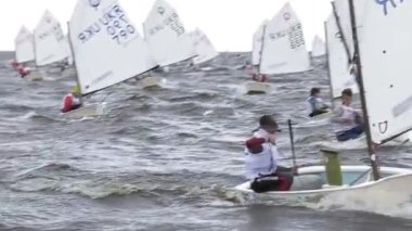 Vushgorod, Kiev, Ukrayna, Eylül 15, 2017: Uluslararası yelken Şampiyonası Ukrayna