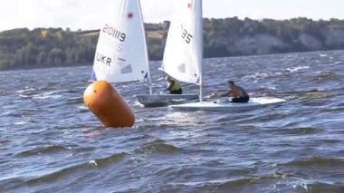 Vushgorod, Kiev, Ukrayna, Eylül 15, 2017: Uluslararası yelken Şampiyonası Ukrayna