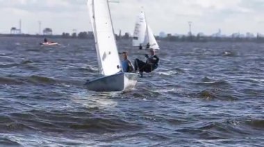 Vushgorod, Kiev, Ukrayna, Eylül 15, 2017: Uluslararası yelken Şampiyonası Ukrayna