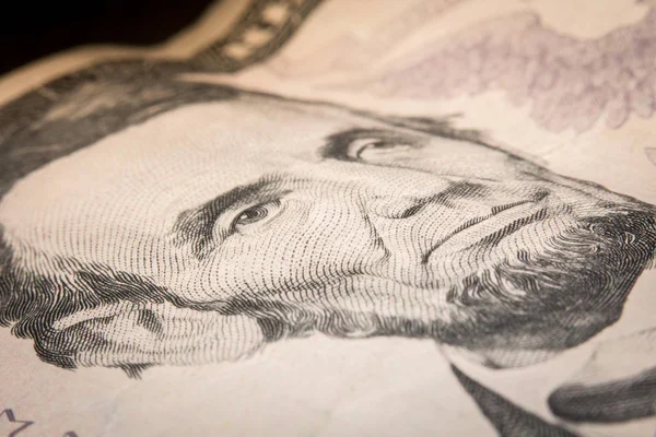 Макро Линкольн пять долларов — стоковое фото
