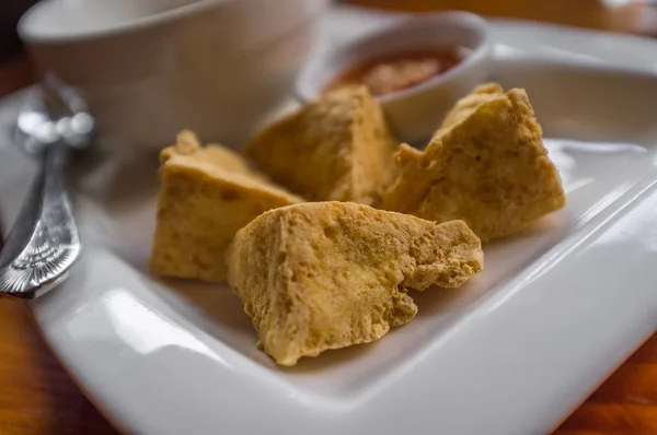 Thajské smažené Tofu — Stock fotografie