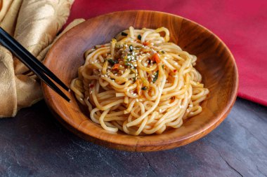 Çin Bitkisel Lo Mein