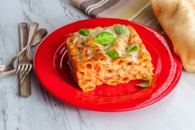 İtalyan Amerikan Fırınlanmış Ziti