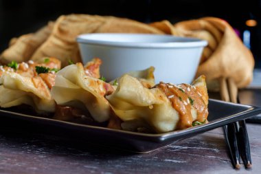 Çin Yerfıstıklı börekler