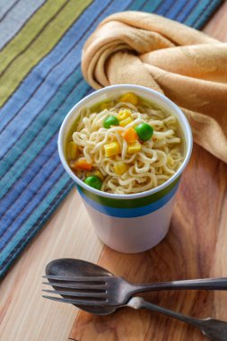 Anında Ramen Eriştesi