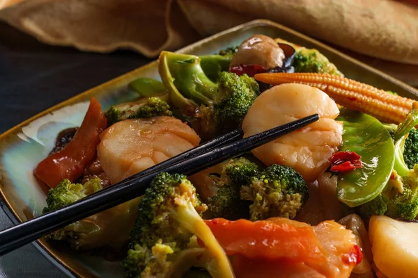 Szechuan pétoncles légumes chinois — Photo