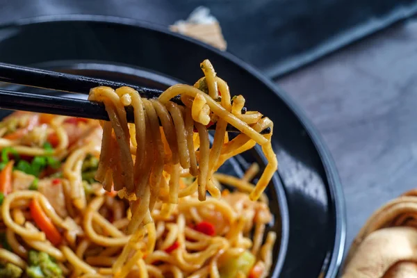 Chinese Chicken Chow Mein Royalty Free Stock Photos
