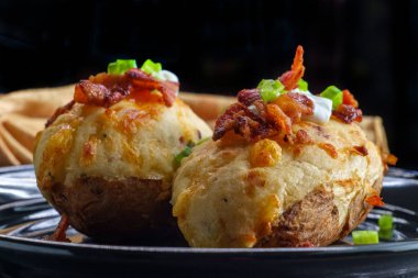 fırında patates yüklendi