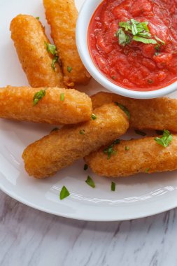 mozzarella peynirli çubuk