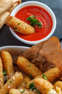 mozzarella peynirli çubuk