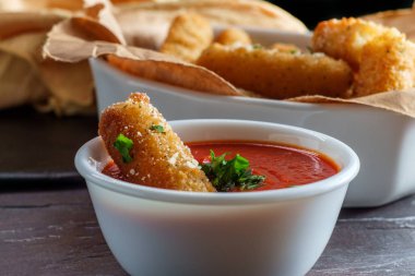 mozzarella peynirli çubuk