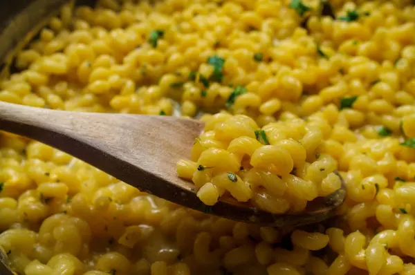 Mac N Cheese Cellentani — Stockfoto