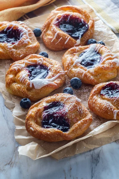 Blueberry Glazed Danish Dessert Pastries Icing Powdered Sugar — Stock fotografie