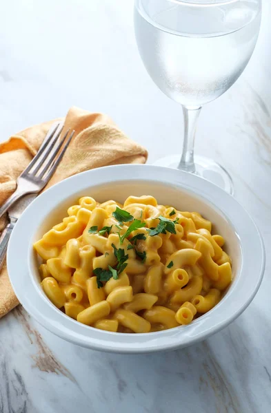 Heerlijke Macaroni Cheddar Kaas Een Kom — Stockfoto