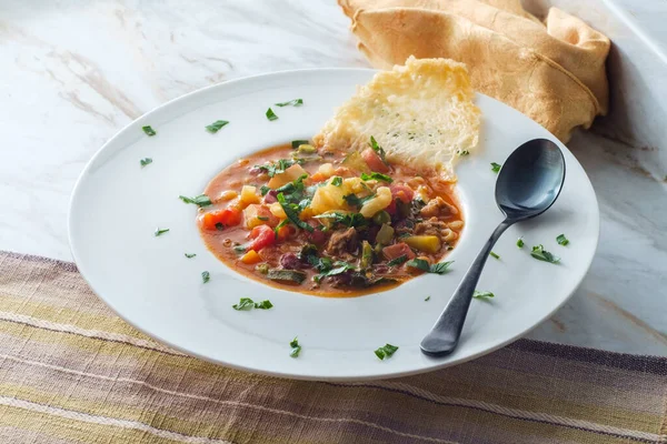 Soupe Italienne Minestrone Avec Saucisse Fromage Parmesan Croustillant — Photo