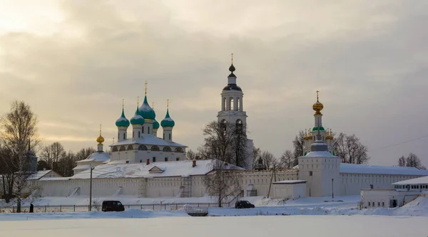 Толга-Введенский монастырь — стоковое фото