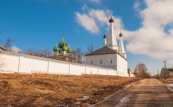 Uglich en primavera — Foto de Stock