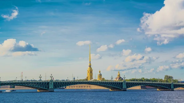 Місто Санкт-Петербург — стокове фото