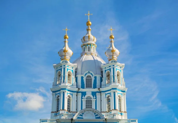 Domes of Smolny katedralen — Stockfoto