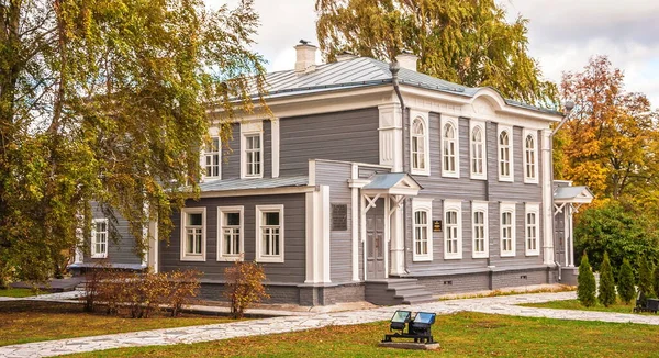 Maison Bois Oulianovsk Dans Laquelle Famille Oulianovs Vladimir Lénine Vécu — Photo