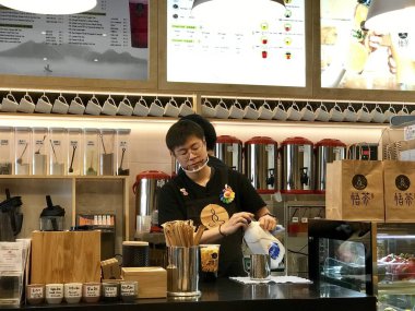 Queenstown / Yeni Zelanda: 1 Mayıs 19 Mayıs: WuCha köpüklü çay ünlü Tayvan sütlü tapyoka inci karamelize şeker sütlü çay tatlı içecek tatlı Gongcha tatlı tatlı ikram tatlı doldurulmuş hayvanlı 