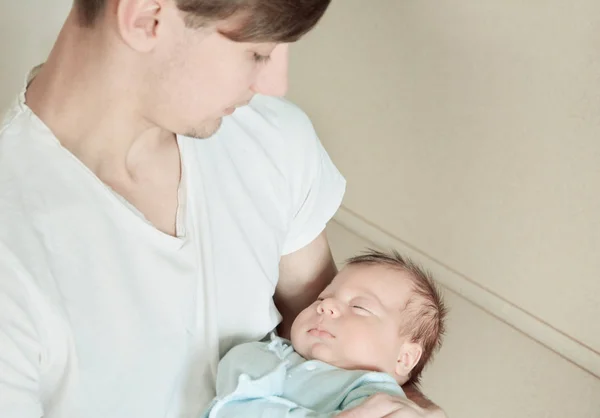 Anne-baba ile çocuk