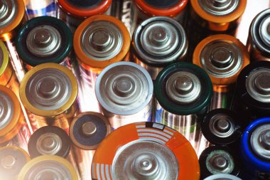 Kadar çeşitli pil.