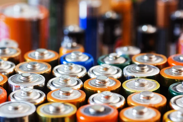 Kadar çeşitli pil.