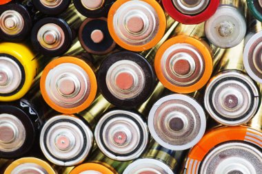 Kadar çeşitli pil.