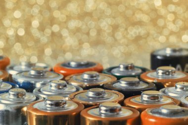 Kadar çeşitli pil.